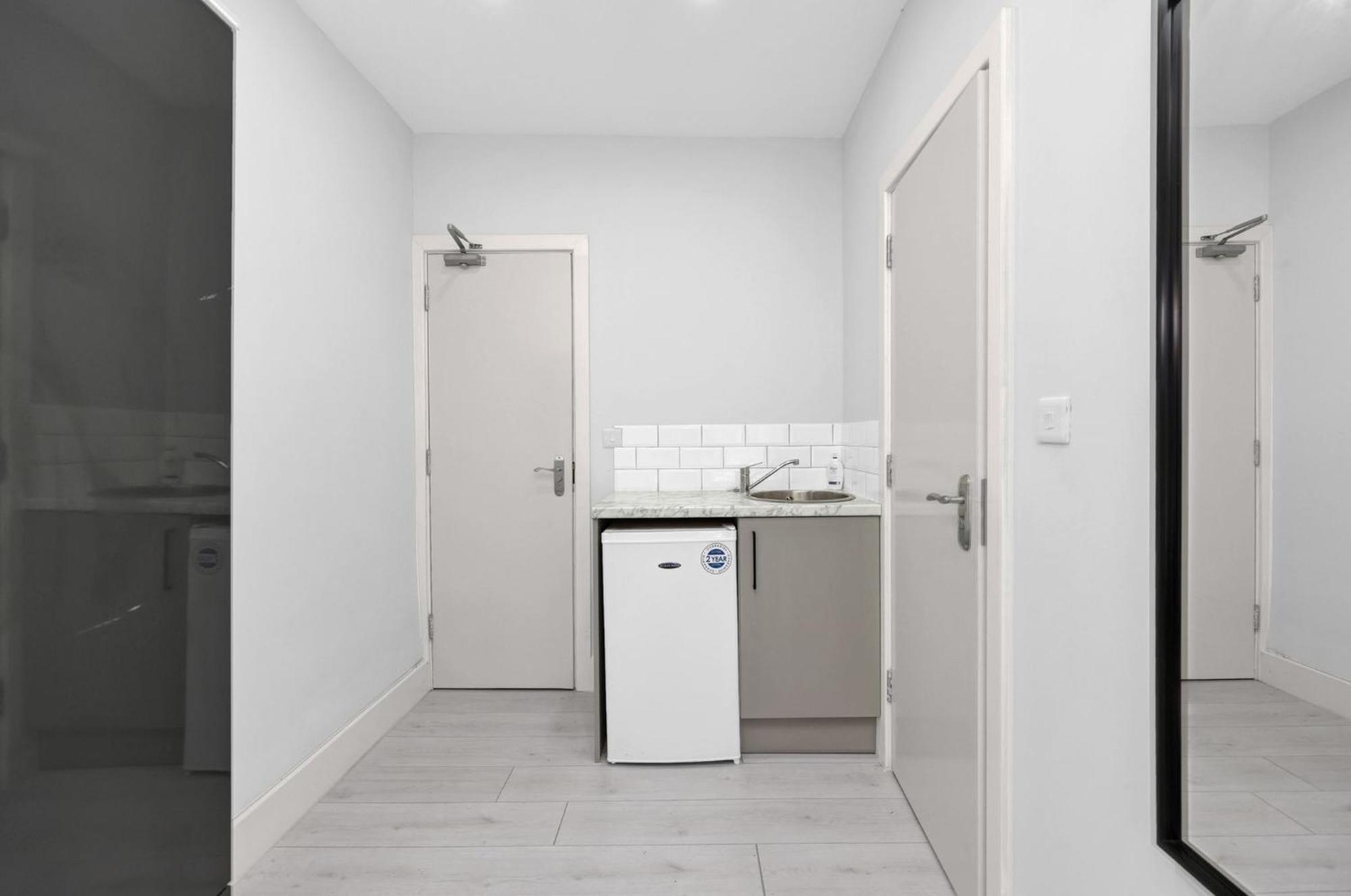 Hackney Suites Лондон Экстерьер фото